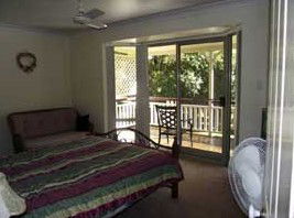 Bowerbird House - Holiday Home - Tourism Canberra 0