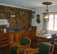 Colonial Cottage - Holiday Home