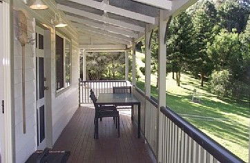 Whispering Pines - Holiday Home - Tourism Canberra 4