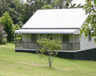 Whispering Pines - Holiday Home - Tourism Canberra 5