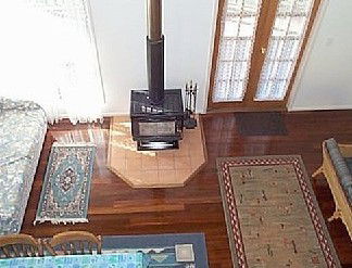 Chalet Jemas - Holiday Home - Tourism Canberra 0