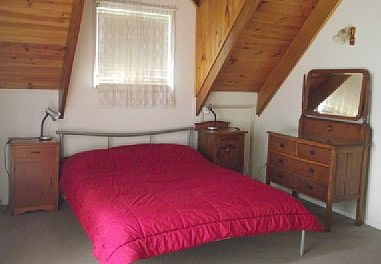 Chalet Jemas - Holiday Home - Tourism Canberra 5