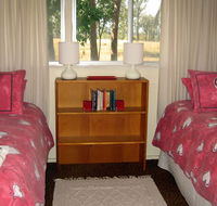 Flag Springs Bush Retreat - Tourism Canberra