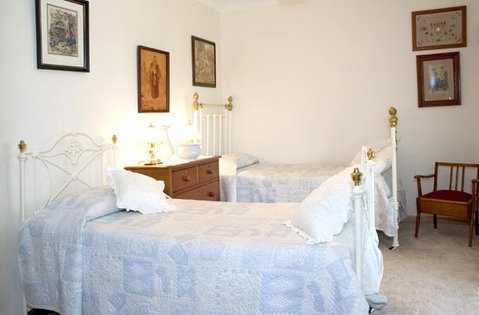 Rock-Al-Roy Bed And Breakfast - Tourism Canberra 5