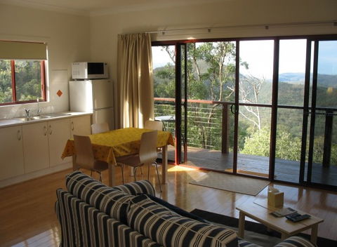 EcoRidge Hideaway - Tourism Canberra 5
