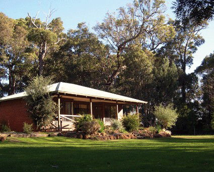 Margaret River Chalets - Tourism Canberra 3