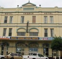 Royal George Motel Hotel - Tourism Canberra