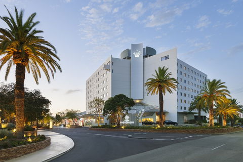 Crown Perth Promenade - Tourism Canberra 2