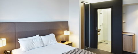 Atura Dandenong - Tourism Canberra 1