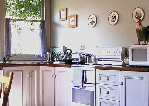 Lemonade Creek Cottages Lorne - Tourism Canberra 2