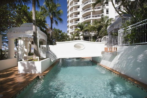 Burleigh Mediterranean Resort - Tourism Canberra 9