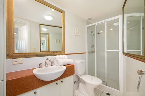 Burleigh Mediterranean Resort - Tourism Canberra 11