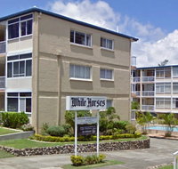 White Horses Apartments - Tourism Canberra