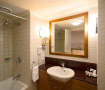 Central Cosmo Apartments - Tourism Canberra 3