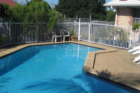 Beenleigh Village Motel - Tourism Canberra 1