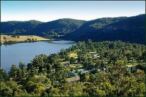 Australis Retreat At Wisemans - Tourism Canberra 0