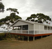 Oyster Bay Retreat - Tourism Canberra