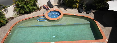 Aruba Beach Resort - Tourism Canberra 1