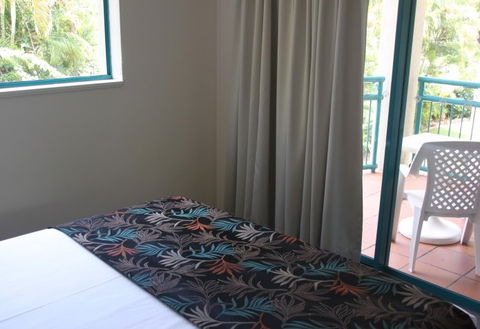 Aruba Beach Resort - Tourism Canberra 5