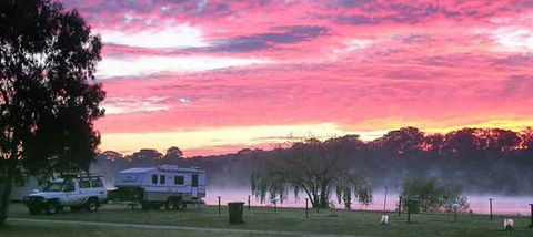 Beaufort Lake Caravan Park - Tourism Canberra 3