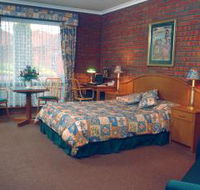 Sovereign Park Motor Inn - Tourism Canberra