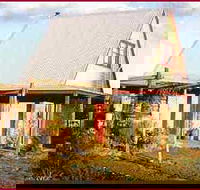 Elinike Guest Cottages - Tourism Canberra