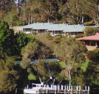 Gipsy Point Luxury Lakeside Apartments - Tourism Canberra