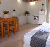Island Leisure Resort - Tourism Canberra