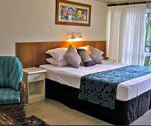 Cairns Queenslander - Tourism Canberra 0