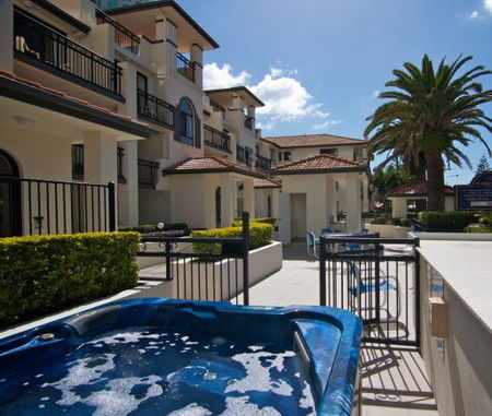 Island Beach Resort - Tourism Canberra 4
