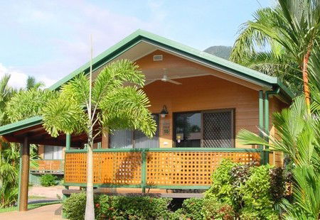 Cairns Coconut Holiday Resort - Tourism Canberra 0