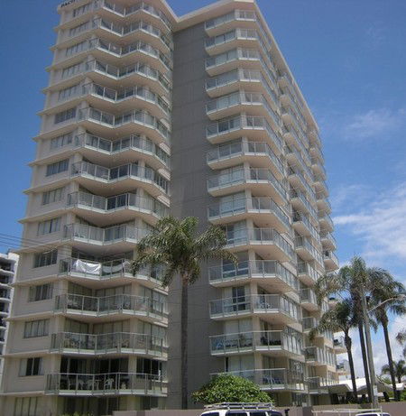 Pacific Regis Beachfront Apartments - Tourism Canberra 1