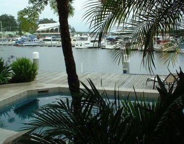 Sanctuary Cove Villas - Tourism Canberra 2