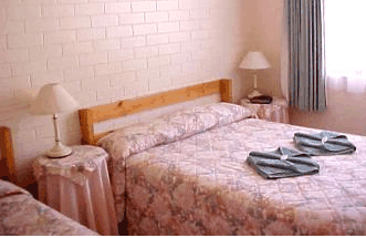 Denham Villas - Tourism Canberra 3