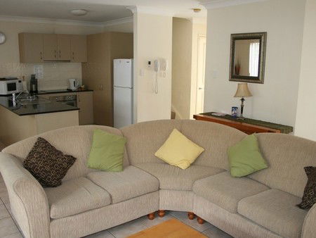 Pacific Sun Gold Coast Holiday Townhouse - Tourism Canberra 0