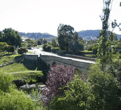 Millhouse on the Bridge - Tourism Canberra