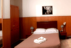 Holiday Lodge - Tourism Canberra