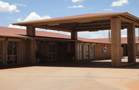 The Lodge Motel - Tourism Canberra