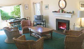 Moniques Bed And Breakfast - Tourism Canberra 1
