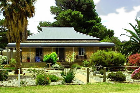 Riverview Cottage - Tourism Canberra 3