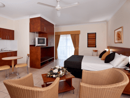 Cairns Queens Court - Tourism Canberra 2