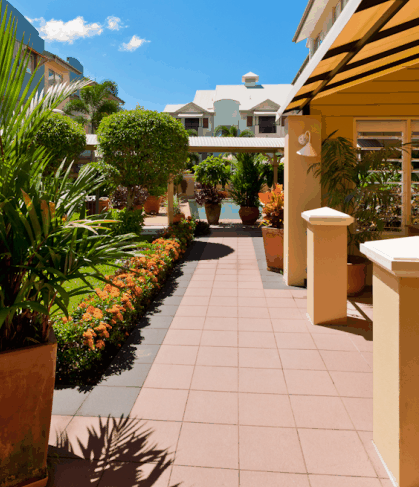 Cairns Queens Court - Tourism Canberra 5