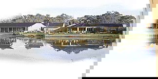 Magdala Motor Lodge - Tourism Canberra 0