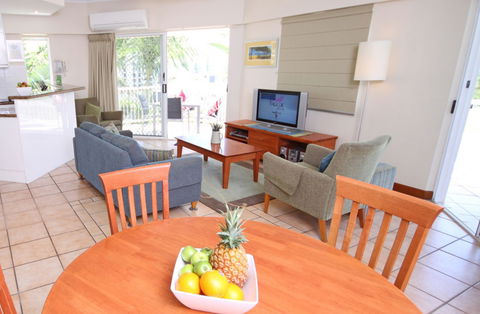 Coolum Seaside Apartments - Tourism Canberra 0