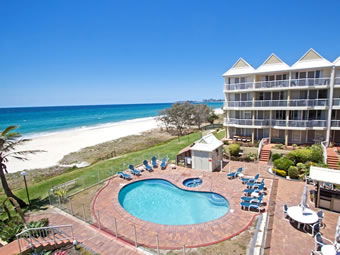 Crystal Beach Resort - Tourism Canberra 4