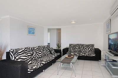 Boulevard Towers - Tourism Canberra 12
