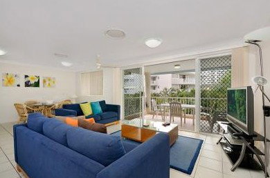 Surfers Beach Holiday Apartments - Tourism Canberra 1
