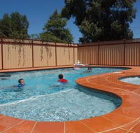 Peppinella Motel - Tourism Canberra