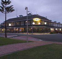 Grand Tasman Hotel - Tourism Canberra