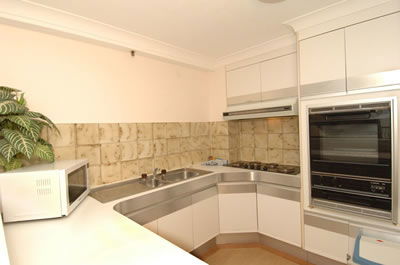 Biarritz Apartments - Tourism Canberra 2